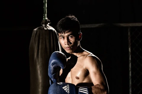 Vietnamese boxer makes history, wins WBC Asia title