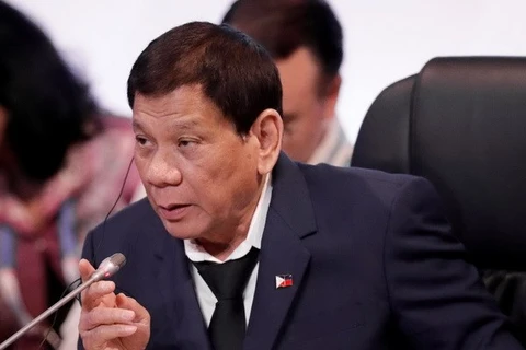  Philippine President calls on rebels to surrender