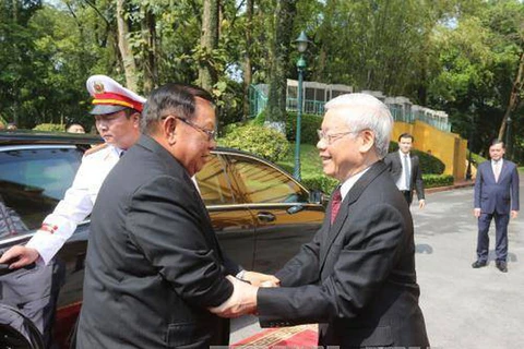 Congratulations to Lao leaders on National Day