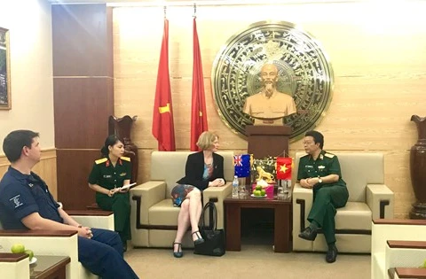 New Zealand provides English training courses for Vietnamese soldiers