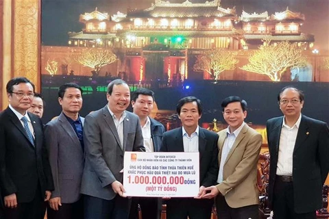 Flood victims in Thua Thien - Hue receive support