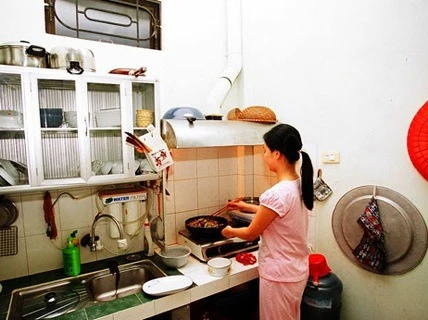 Domestic workers still lack labour contracts