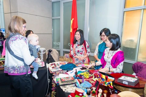 Vietnamese culture promoted at Winternational Embassy Showcase