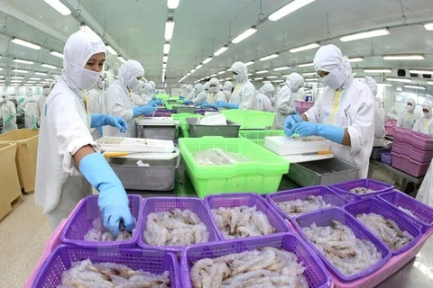 Vietnam records 2.76 billion USD trade surplus in 11 months