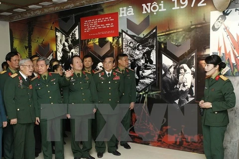 Epic Dien Bien Phu in the Air on display to mark 45th year of victory