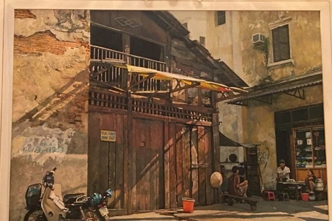 Realist artists depict Hanoi's life