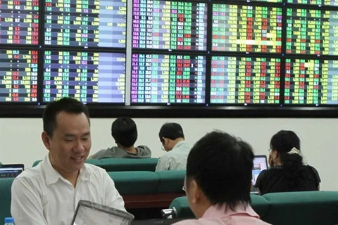 VN shares up on good financial results