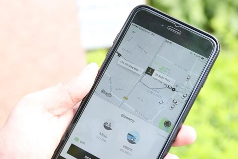 Hanoi bans Uber, Grab cars during rush hours