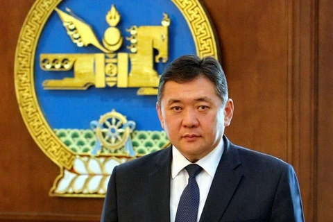 Mongolian Parliament Chairman begins official visit to Vietnam