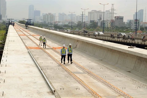 Hong Kong keen to invest in Vietnam infrastructure