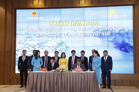Quang Ninh, Vietnam Airlines Corporation ink strategic cooperation