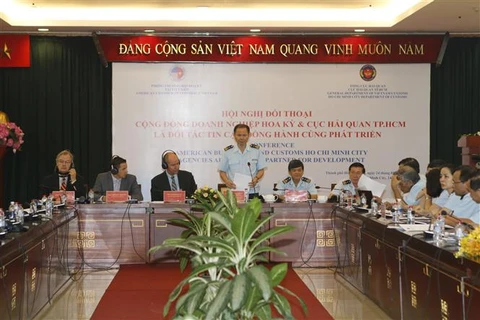 Ho Chi Minh City Customs holds dialogue with US firms 
