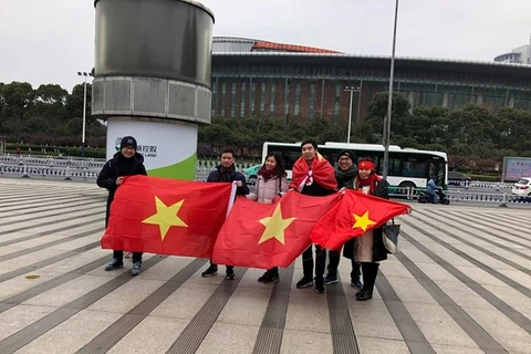 Chinese embassy facilitates visa for Vietnamese football fans