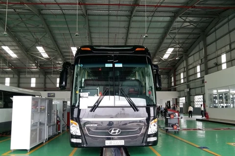 Thaco opens smart truck, bus showroom