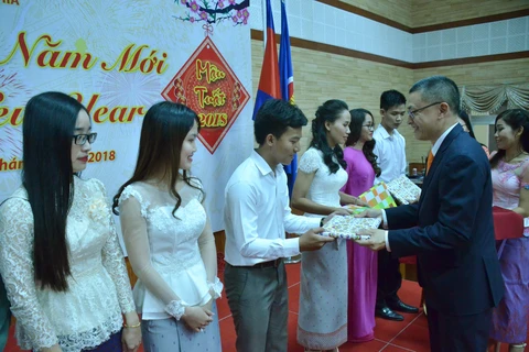 Celebrations welcome Vietnamese New Year in Cambodia, UK