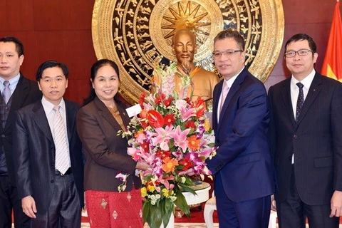 Lao ambassador congratulates CPV on founding anniversary 