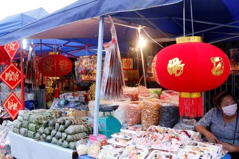 Vietnamese food in high demand in Laos ahead of Lunar New Year 