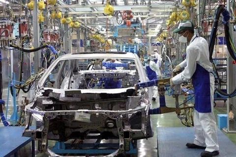 MoF urged to revise automobile industry laws