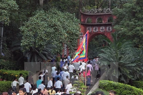 About 1 million tourists visit Hung Temple relic site during Tet