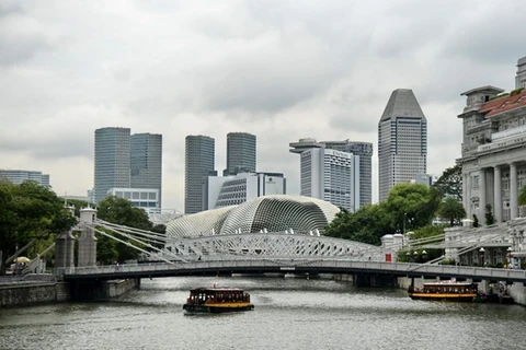 Singapore plans to raise goods, services tax to nine percent