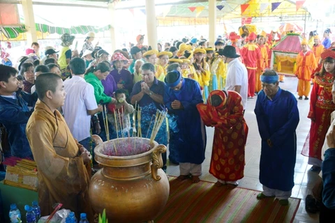 Thousands join Nghinh Ong Festival in Bac Lieu 