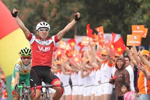 HCM City cycling race to celebrate national reunification