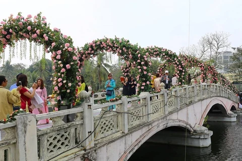 Hanoi to host second Bulgarian rose festival 