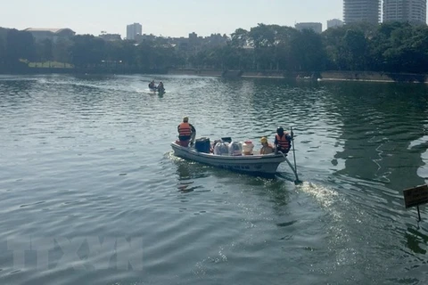 Experts: Water quality in Hanoi’s lakes improves