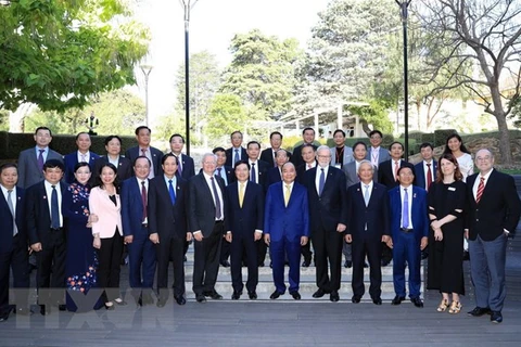 PM Phuc visits Australian National University 