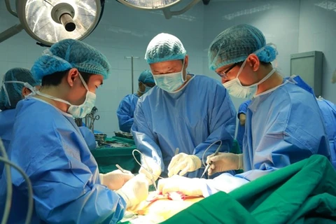 Vietnam performs first transplant of lung from brain-dead donor