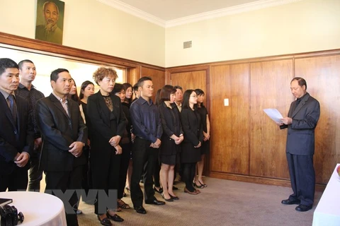 Ceremonies held abroad to commemorate late PM Phan Van Khai 