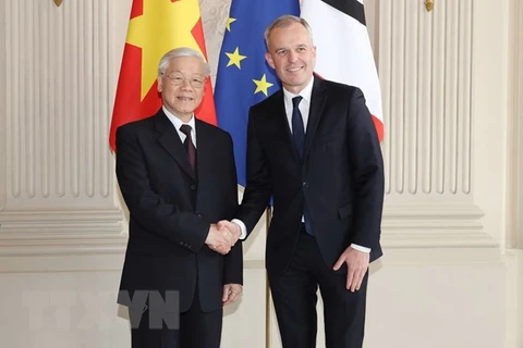 VN, France urged to make economic ties on par with political bonds