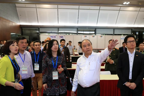 PM Nguyen Xuan Phuc chairs rehearsal for GMS-6, CLV-10