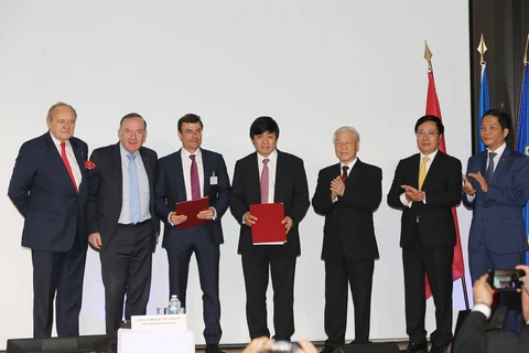 Vietjet signs MoU with Safran, finance deal with GECAS