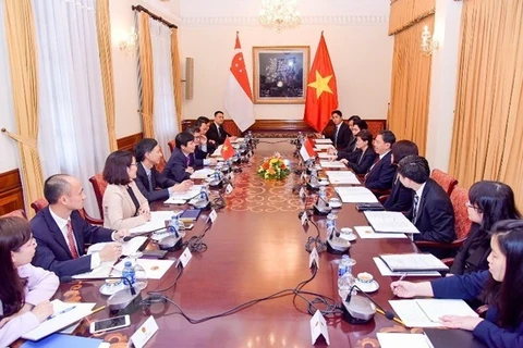 Vietnam, Singapore convene 11th political consultation 