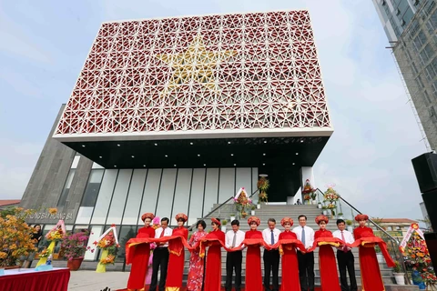 Hoang Sa-themed exhibition centre opens in Da Nang city