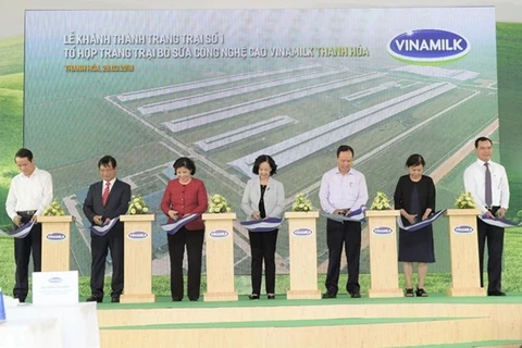 Vinamilk opens high-tech dairy farm in Thanh Hoa