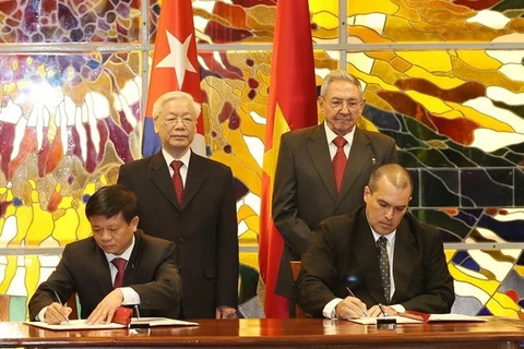 Vietnam News Agency steps up partnership with Prensa Latina, ACN