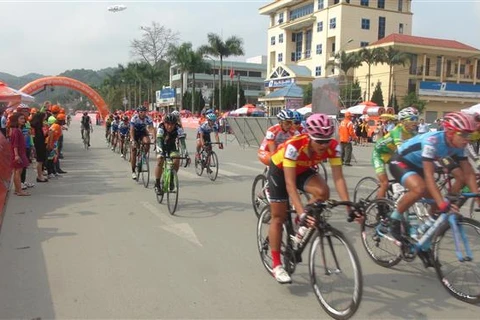HCM City TV cycling race kicks off in Lang Son