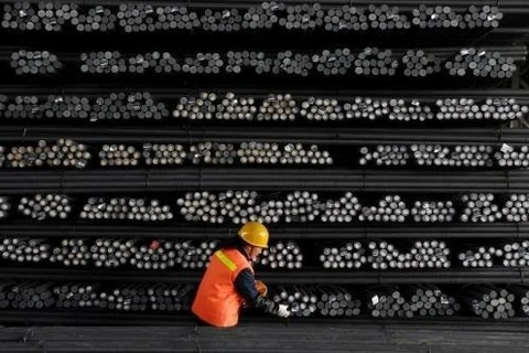 EC launches investigation of steel imports