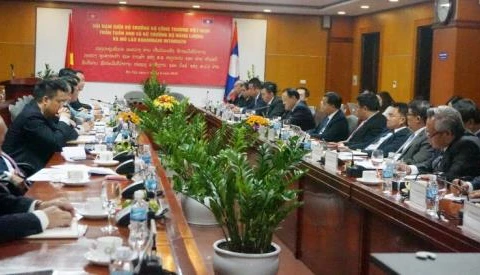 Vietnam, Laos talk ways to enhance cooperation in energy, mining