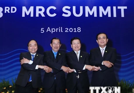 PM’s summit attendance affirms VN’s commitment to MRC cooperation