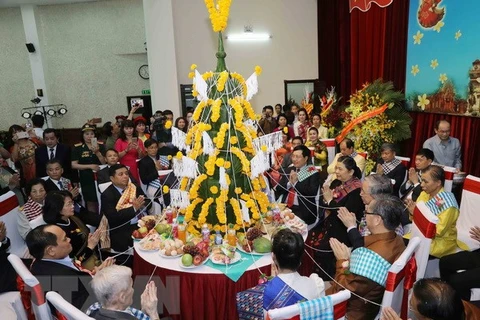 Lao traditional New Year celebrated in Hanoi 