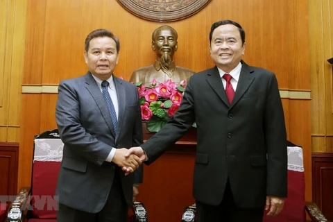 Vietnamese, Lao fronts discuss enhanced ties