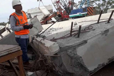 Indonesia: Bridge collapse kills two