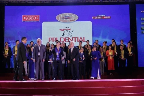 Prudential Vietnam wins Golden Dragon Award