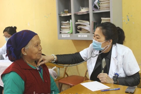 Institute provides free medicines for poor people in Lang Son 