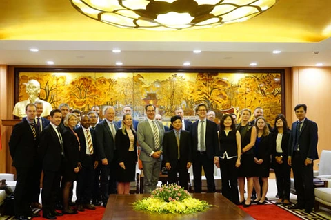 Hanoi welcomes Swedish investors
