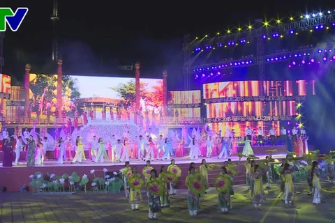 Hue Festival 2018 dazzled with traditional, royal values