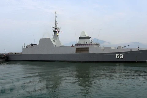Singapore Navy’s vessel visits Da Nang
